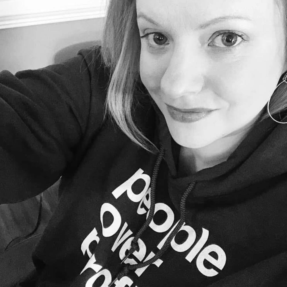 Meet your Posher, Lisa